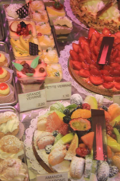 Pâtisserie française de luxe — Photo