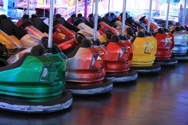 Auto Dodgem di fila — Foto Stock