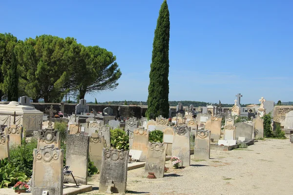 Antiguo cementerio en la Provenza — Foto de Stock