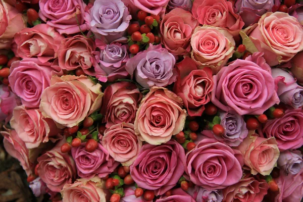 Arranjo de casamento de rosas pastel — Fotografia de Stock