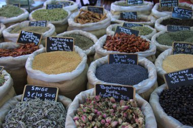 otlar ve baharatlar Fransız Market