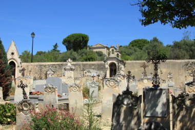 provence'nın eski mezarlıkta