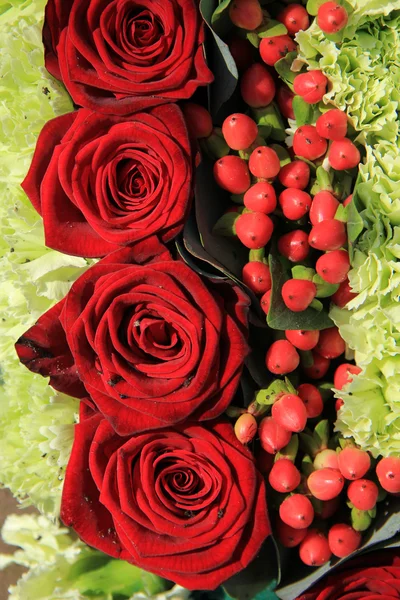 Red rose wedding arrangement — Stock Photo, Image