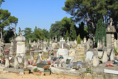 provence'nın eski mezarlıkta