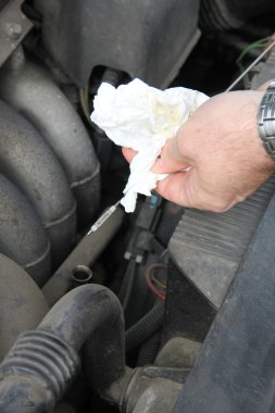 motor yağı kontrol