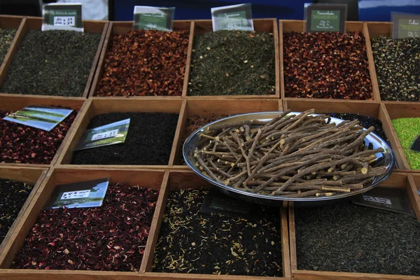 Herbs and spices — Stock Photo, Image