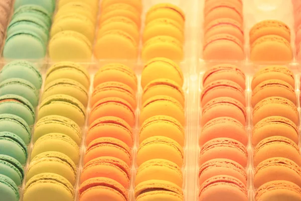 Macarons Verschiedenen Geschmacksrichtungen Und Sanften Farben Geschäft — Stockfoto