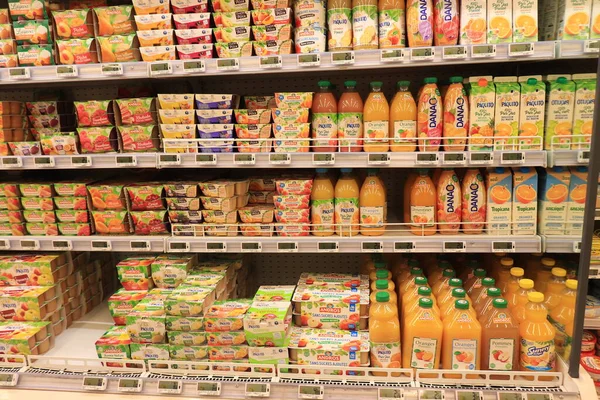 Bourbon Lancy France September 2021 Selection Fruit Compotes Juices Supermarkt — 스톡 사진