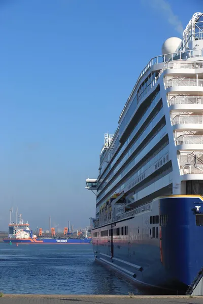 Ijmuiden Netherlands October 8Th 2021 Spirit Adventure Saga Cruises 停泊在Felison — 图库照片