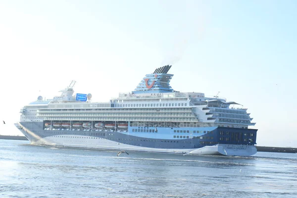 Ijmuiden Netherlands July 2Nd 2021 Marella Explorer Leaving Ijmuiden Terminal — 图库照片