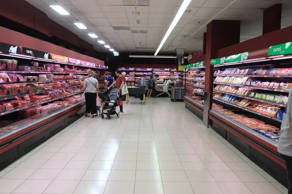 Barcelona Spanje September 2019 Spaans Supermarkt Interieur Breed Gangpad Met — Stockfoto