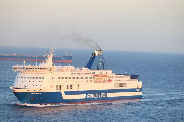 Barcelona Španělsko Září 2019 Smeralda Cruise Ferry Provozovaný Grimaldi Lines — Stock fotografie