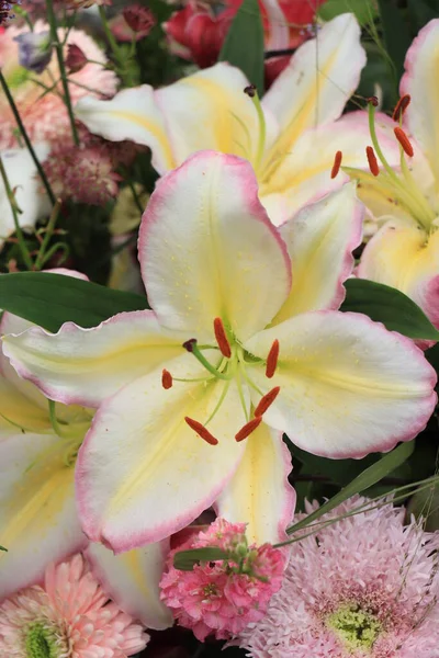 Big White Yellow Lilies Flower Arrangement Wedding — Stock Photo, Image