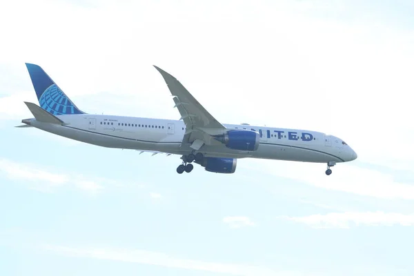 Amsterdam Nederländerna April 2022 N24980 United Airlines Boeing 787 Dreamliner — Stockfoto