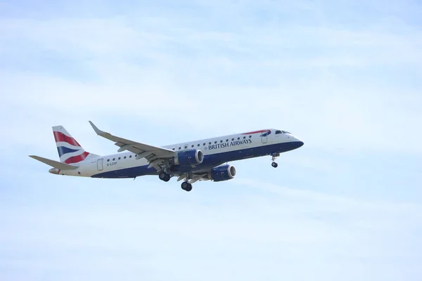 Amsterdam Holandia Kwietnia 2022 Lcyp British Airways Embraer Erj 190 — Zdjęcie stockowe