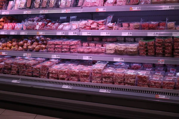 Haarlem Netherlands April 18Th 2022 Prepacked Ham Bacon Supermarket Text —  Fotos de Stock