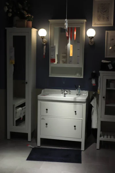 Haarlem Paesi Bassi Ottobre 2021 Showroom Ikea Mobili Bagno Con — Foto Stock