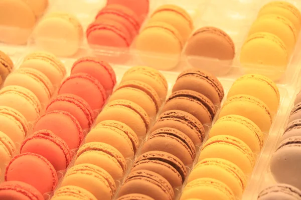 Macarons Verschiedenen Geschmacksrichtungen Und Sanften Farben Geschäft — Stockfoto