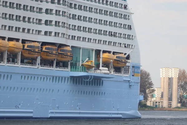 Эймсбери Нидерланды Апреля 2022 Года Voyager Seas Эксплуатируемый Royal Caribbean — стоковое фото