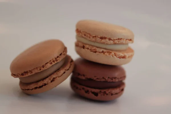 Macarons Different Shades Brown Chocolate Mocca Coffee Flavour — Fotografia de Stock