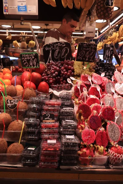 Barcelona Spanien September 2019 Farbenfrohe Früchte Auf Dem Markt Von — Stockfoto