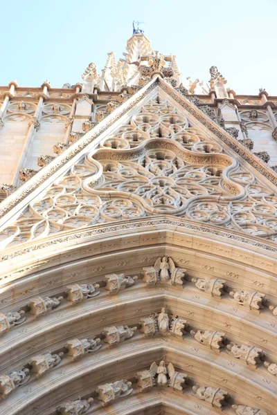 西班牙巴塞罗那 2019年9月29日 巴塞罗那哥特式大教堂 主入口细节 — 图库照片
