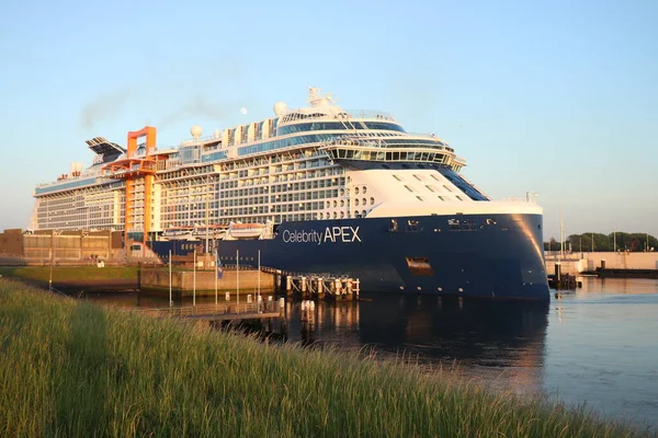 Ijmuiden Nederländerna Maj 2022 Celebrity Apex Drivs Celebrity Cruises Sjöslussen — Stockfoto