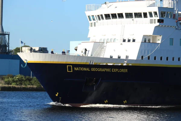 Ijmuiden Juni 2022 National Geographic Explorer Het Noordzeekanaal Schip Heeft — Stockfoto