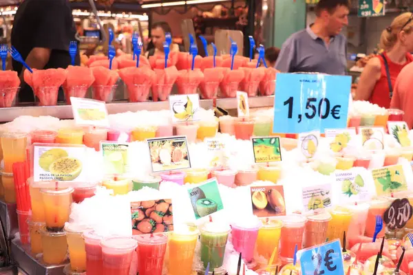 Barcelona Španělsko Září 2019 Čerstvé Koktejly Ledu Trhu Boqueria Barceloně — Stock fotografie