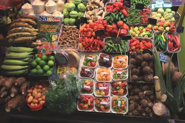 Barcelona España Septiembre 2019 Tienda Comestibles Mercado Boquería Amplia Selección — Foto de Stock