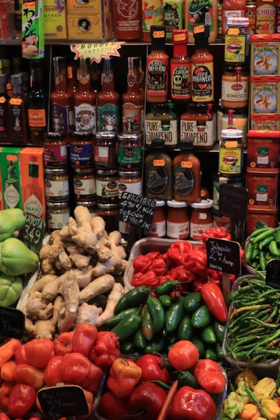 Barcelona Španělsko Září 2019 Obchod Potravinami Trhu Boqueria Široký Výběr — Stock fotografie