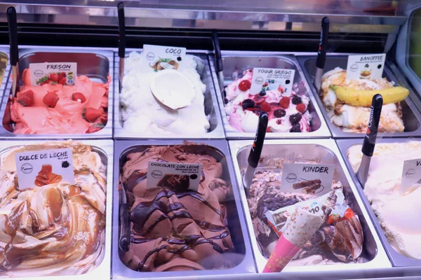 Barcelona Spain September 30Th 2019 Various Ice Cream Flavors Boqueria — Stockfoto