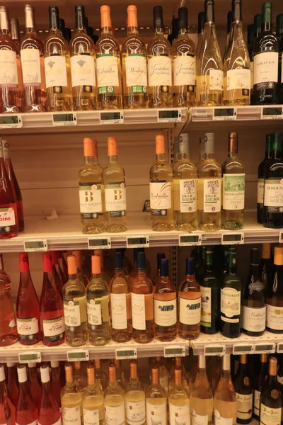 Bourbon Lancy Frankreich September 2021 Weinabteilung Der Intermarche Einem Großen — Stockfoto