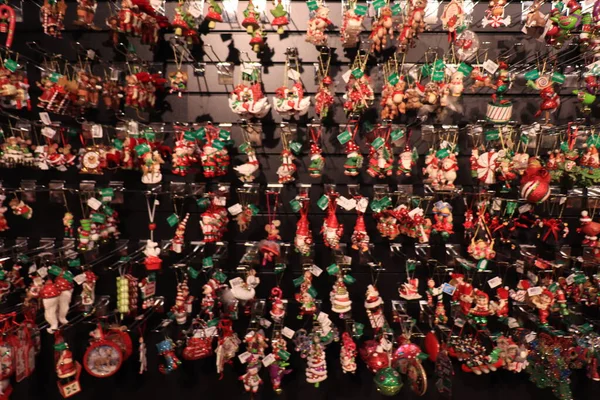 Santa Poort Noord 2021年12月18日 Kurt Adler圣诞装饰 库尔特 阿德勒公司成立于1946年 是假日装饰的主要进口商和经销商 总部设在纽约 — 图库照片