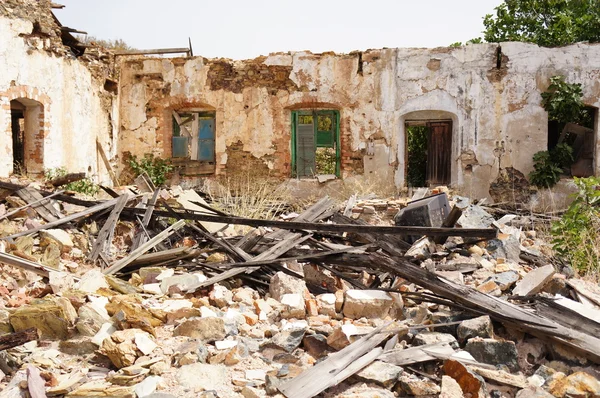 terk edilmiş İspanyol eski windows