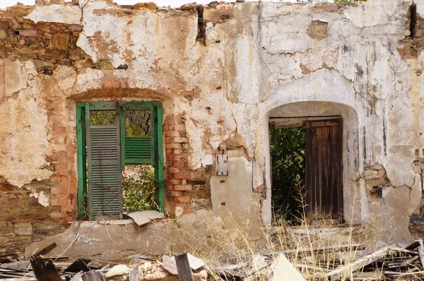 Abandoned spanish old windows — Stock Photo, Image