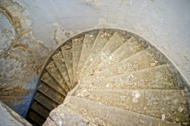 Eski spiral merdiven