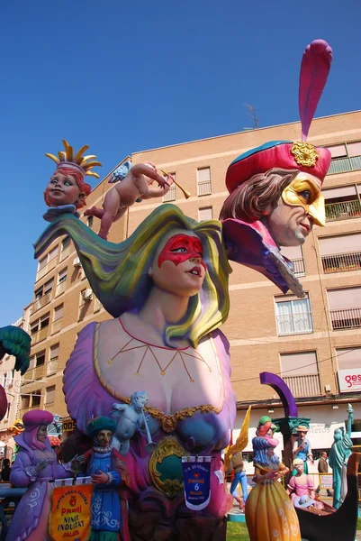 Fallas - die bunten lustigen Figuren — Stockfoto