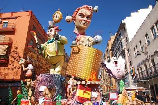 Fallas - renkli komik rakamlar