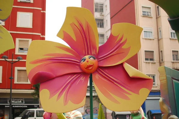 Las Fallas, detalhes flores coloridas — Fotografia de Stock