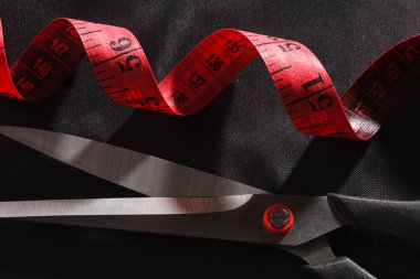 makas ve şerit metre üst görüntüleme