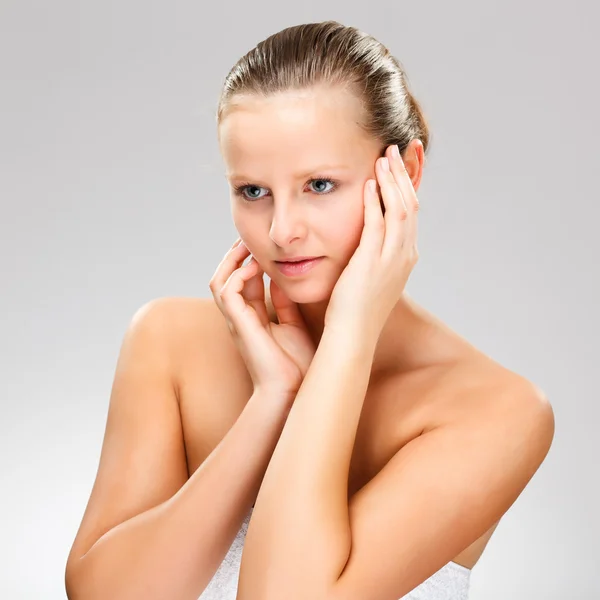 Portrait of young, attractive woman — Stock Photo, Image