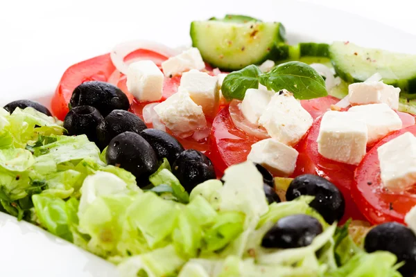 Salada de legumes com queijo — Fotografia de Stock