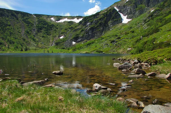 Lacul muntos — Fotografie, imagine de stoc