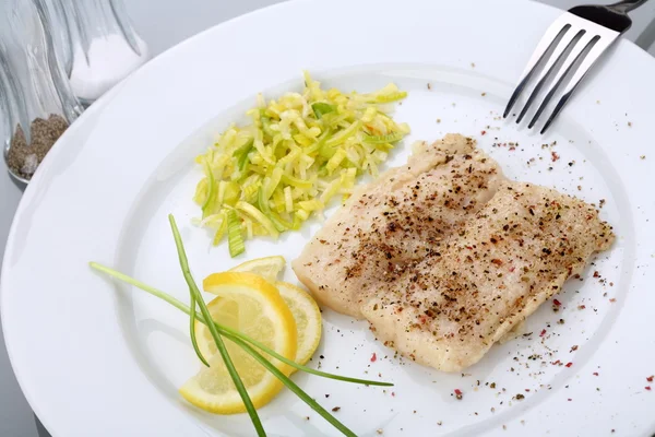 Fish dish — Stock Photo, Image