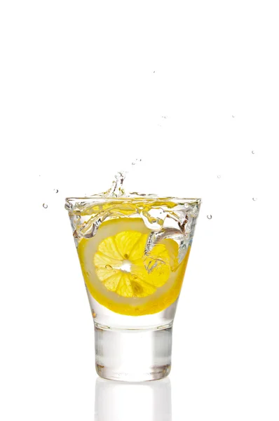 柠檬溅 — 图库照片