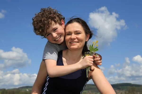 Mamma och son — Stockfoto