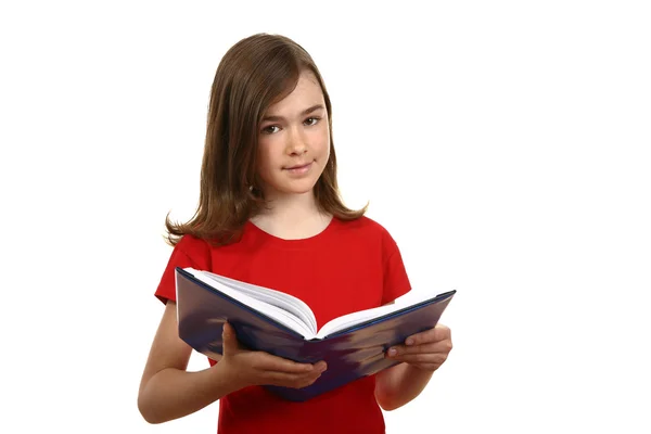 Mädchen lesen Buch — Stockfoto
