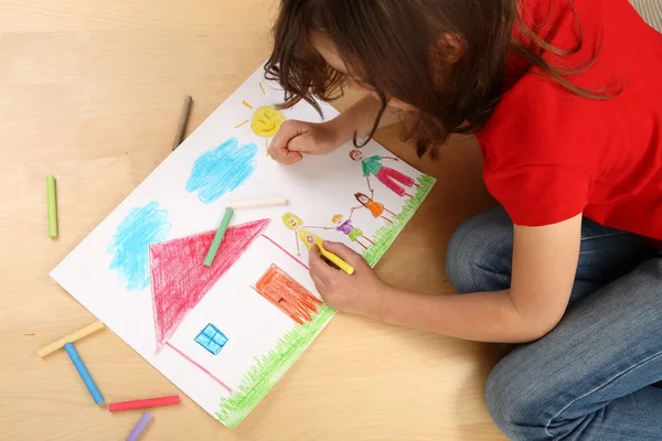 Girl drawing — Stock Photo, Image