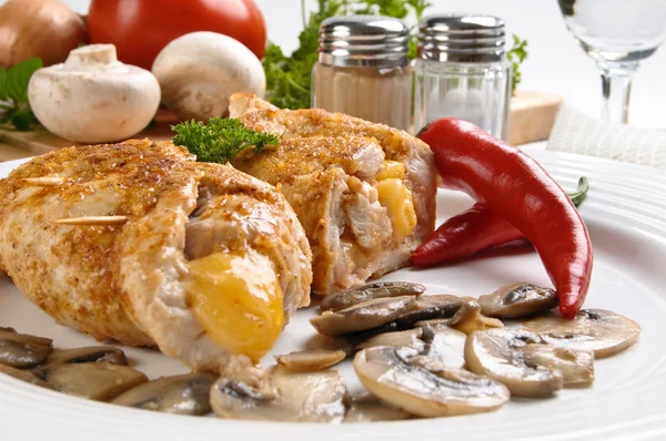 Filetti di pollo fritto ripieni — Foto Stock